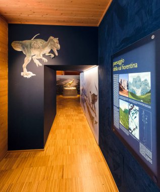 MARSEILLE, FRANCE - 7 Temmuz 2014: Avrupa ve Akdeniz Medeniyetleri İç Modern Müzesi (MuCEM). Şehrin Avrupa Kültür Başkenti olduğu 2013 yılında açılmıştır.