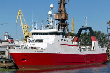 GDANSK, POLAND 19 Eylül 2015: Gdansk Tersanesi. Şehir, ortaçağ eski kasaba mimarisi ile Polonya Pomeranya 'nın tarihi başkentidir..