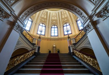 Eski tarihi binanın içi