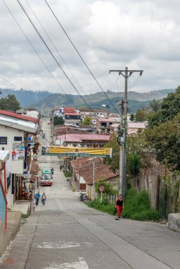 SALENTO, KOLOMBIA - 25 Ekim 2015: Salento, Kolombiya 'nın Zona Cafetera bölgesinde, Quindaiao departmanında küçük sakin bir kasaba. 