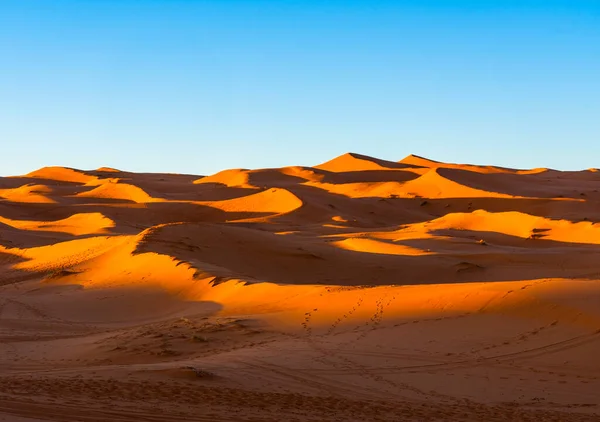 Desierto Del Sahara Cerca Del Pueblo Merzouga — Foto de Stock