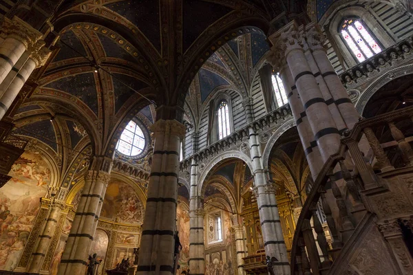 Interior Catedral Vitus Prague República Checa —  Fotos de Stock