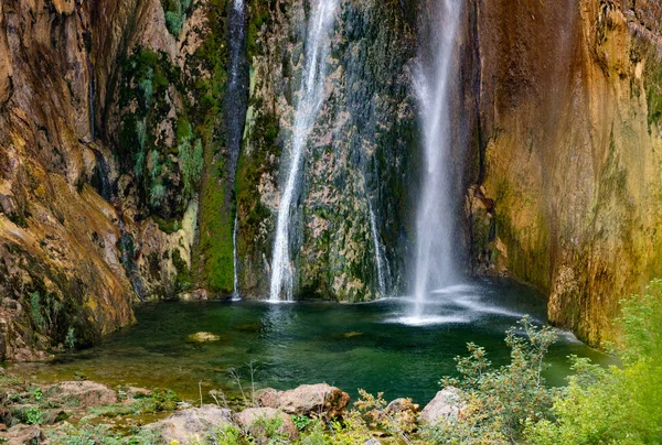 Waterfall Mountains — Stock Photo, Image