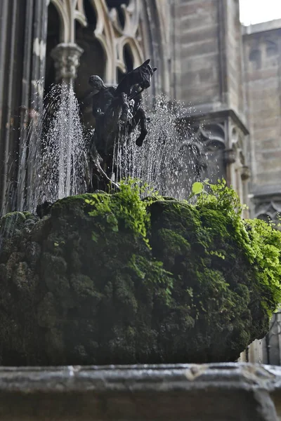 Brunnen Der Stadt Barcelona — Stockfoto