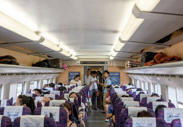 Поезда из Азии во Вьетнаме