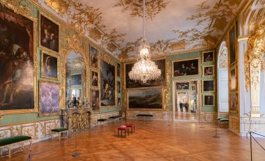 Eski tarihi binanın içi