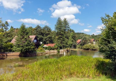 Parktaki küçük gölet