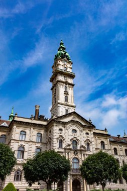 Prag şehrindeki Aziz George Katedrali 'nin manzarası