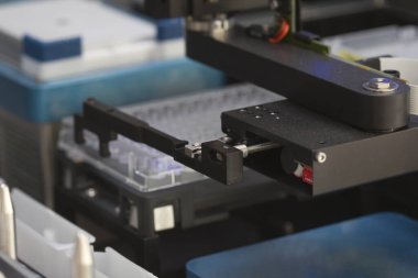 Laboratuvardaki tıbbi ekipman.