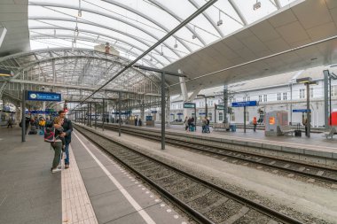 Şehirdeki tren istasyonu.