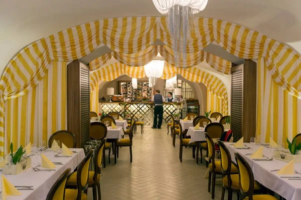 Intérieur Restaurant Café Ouzbékistan — Photo