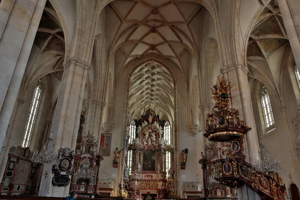 Interieur Van Oude Christelijke Kerk — Stockfoto