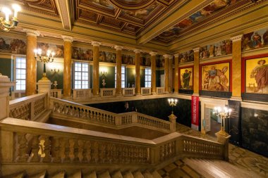 Eski tarihi binanın içi