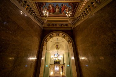 Eski tarihi binanın içi