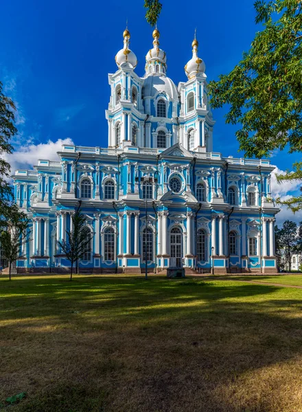 ウクライナのキエフにある教会大聖堂 — ストック写真