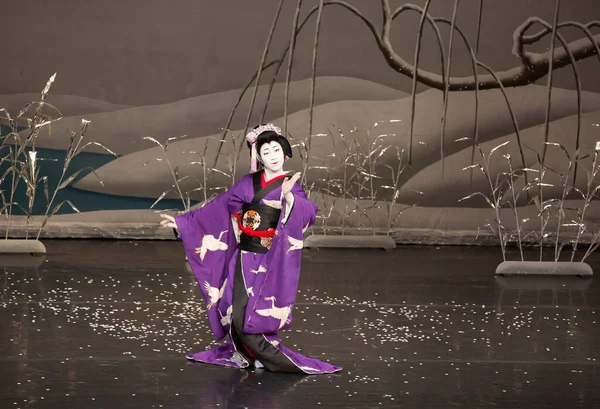 Unbekannte Treten Auf Theaterbühne Japanischen Stil Auf — Stockfoto