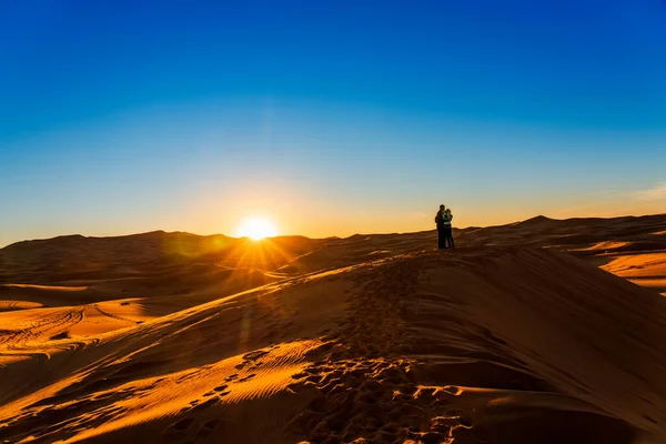 Merzouga Marokko December 2017 Mensen Kijken Naar Zonsopgang Sahara Woestijn — Stockfoto