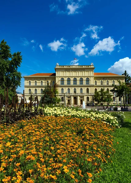 Budynek Uniwersytetu Szeged Węgry — Zdjęcie stockowe
