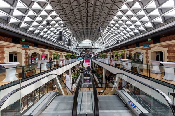 Shopping Mall European City — Stock Photo, Image