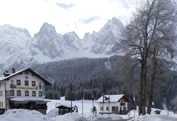 Inverno Nos Alpes Suíços — Fotografia de Stock