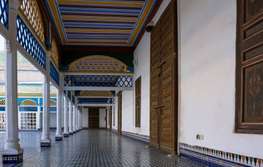 Geleneksel Müslüman Camii Salonu