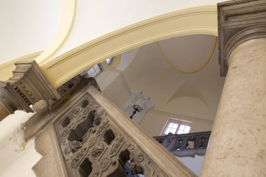 Moskova 'daki kilisenin içi.