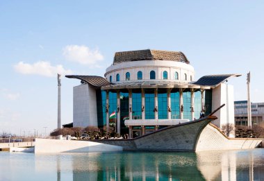 Abu Dabi şehrinin modern mimarisi