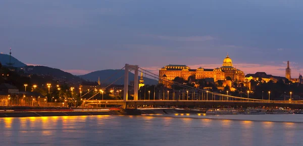 Budapest Ungherese Settembre 2016 Cattedrale Cristo Salvatore Nella Notte — Foto Stock