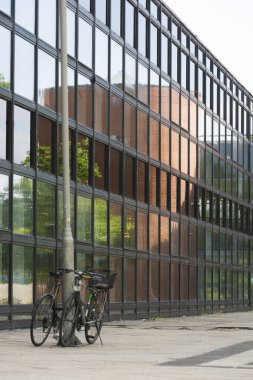 BUDAPEST, HUNGARY - 14 Mayıs 2013: Lagymanyos Kampüsü Eotvos Lorand Üniversitesi (ELTE) Macaristan 'ın en büyük ve en eski üniversitesidir..