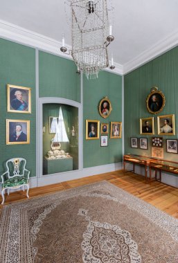 Pilsrundale, Letonya - 1 Mayıs 2016; Rundale Sarayı. Rundale Sarayı, Letonya 'nın en seçkin Barok ve Rococo sanat eserlerinden biridir..