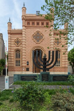 Bükreş, Romanya, 2 Mayıs 2016: Koro Tapınağı sinagogu inşaatı. 1855-1858 yılları arasında yetiştirilen Viyana Leopoldstadt-Tempelgasse Büyük Sinagogu 'nun bir kopyası..