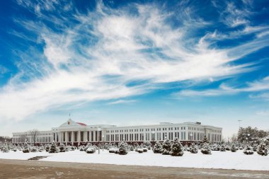 Özbekistan, Taşkent 'teki parlamento binası.