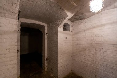 Gizycko, Polonya - 13 Temmuz 2012: Gizycko, Masuria, Polonya Boyen kalesi.