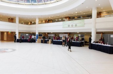 Macaristan 'ın Budapeşte kentindeki ELTE Üniversitesi kayıt başvuruları.