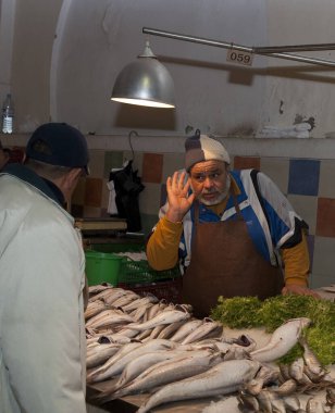 Tunus 'ta geleneksel orta doğu pazarı