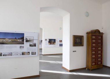Deg, Macaristan - 27 Kasım 2012: Macaristan 'ın Deg kentindeki Festetics Castle' ın İçi