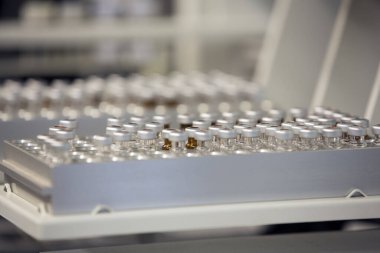 Bilimsel laboratuvarda modern ekipman