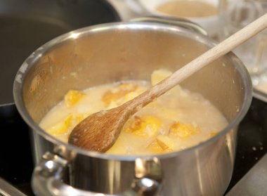 Mutfağın pişirme işlemi.