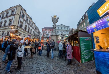 Brno, Çek Cumhuriyeti-15 Aralık 2016: İnsanlar 15 Aralık 2016 