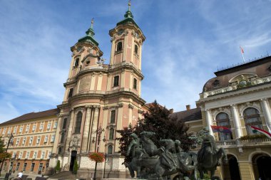 Eğer şehrinin ana meydanı, Kuzey Macaristan