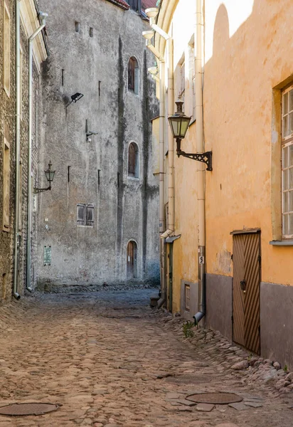 Tallinn Estland Mai 2016 Unbekannte Spazieren Durch Das Historische Zentrum — Stockfoto