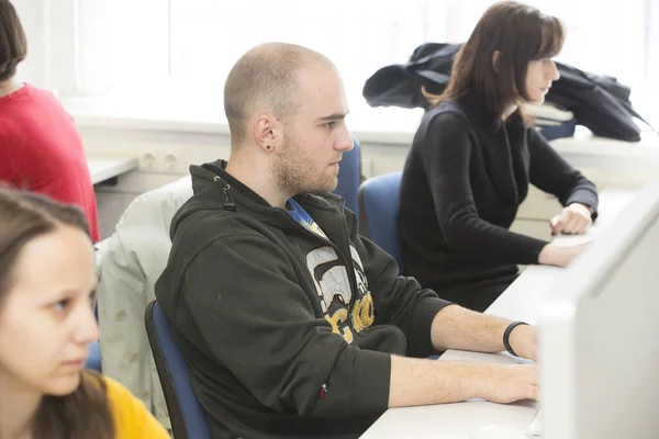 Budapest Hungary May Unidentified Students Computer Laboratory Elte May 2013 — Stock Photo, Image