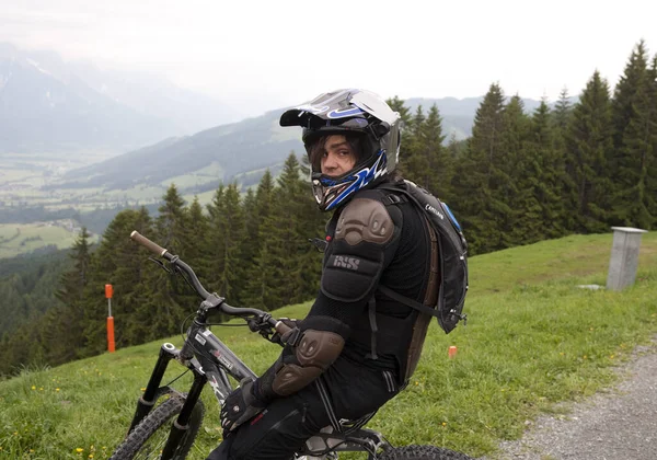 Leogang Rakousko Května Cyklista Gerhard Haslauer Předvádí Své Triky Před — Stock fotografie