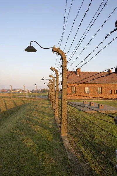 Oswiecim Polónia Outubro Arame Farpado Campo Auschwitz Antigo Campo Extermínio — Fotografia de Stock