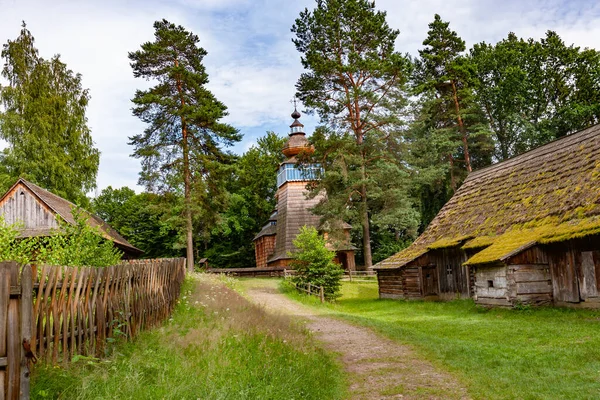 Altes Holzhaus Dorf — Stockfoto