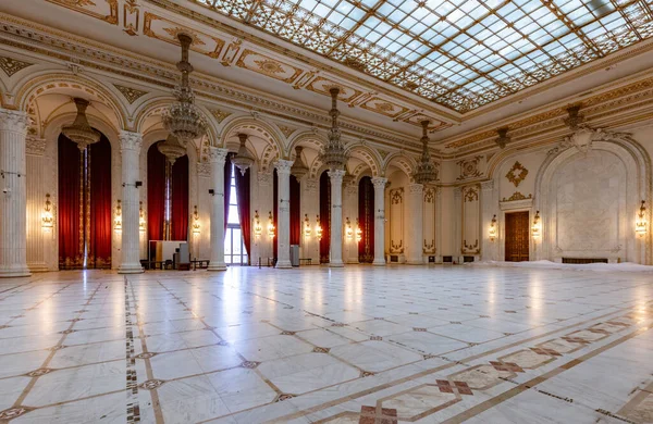 Bucarest Rumania Mayo 2017 Interior Del Palacio Del Parlamento Casa —  Fotos de Stock