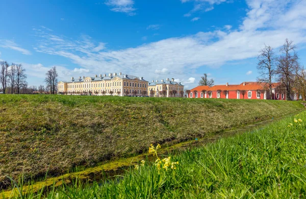 Pilsrundale Letland Mei 2016 Buiten Paleis Rundale Rundale Paleis Een — Stockfoto