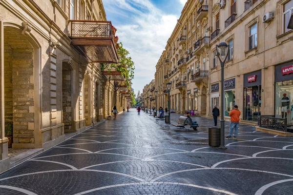 Baku Azerbaijão Maio 2019 Rua Nizami Uma Grande Rua Pedonal — Fotografia de Stock