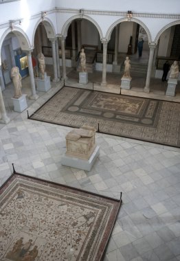 TUNIS, TUNISIA - 3 Şubat 2009: Tunus 'taki Bardo Müzesinin İçi