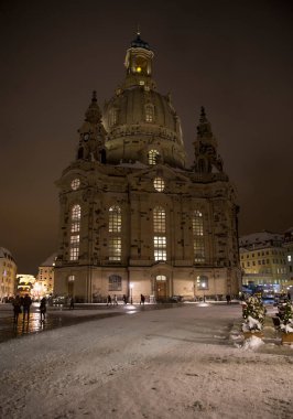 DRESDEN, GERMANY - 28 ARALIK 2014: Dresden 'deki bir Lutheran kilisesi, Alman Saksonya devletinin başkenti.